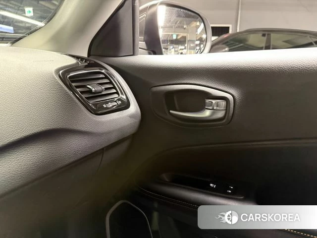 Jeep Compass 2nd Generation id 4785484 из Кореи 7