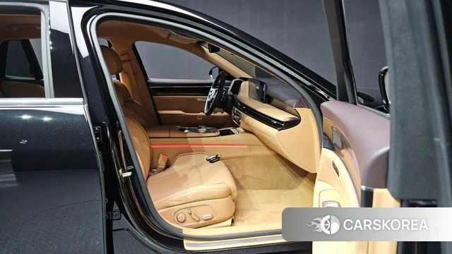 Genesis G90 (RS4) id 4715728 из Кореи 7