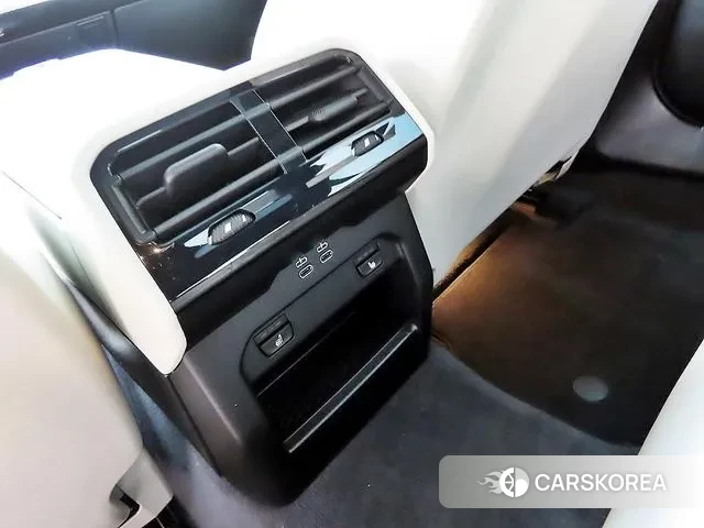 BMW 5 Series (G60) id 3653686 из Кореи 7