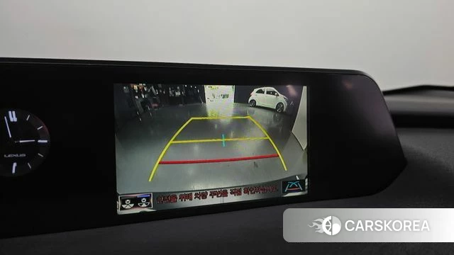 Lexus UX250h id 4196790 из Кореи 7