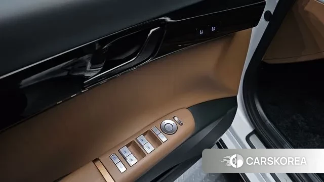 Hyundai Grandeur Hybrid (GN7) id 3452477 из Кореи 7