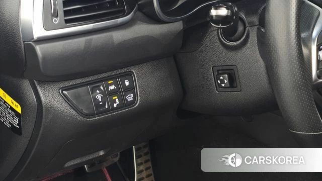 Genesis G70 id 4459375 из Кореи 7