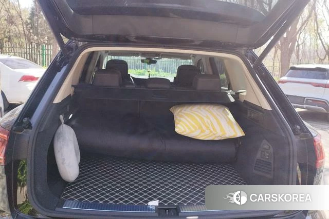 Volkswagen Touareg id 4257713 из Китая 7