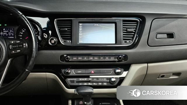 Kia All New Carnival id 4251303 из Кореи 7