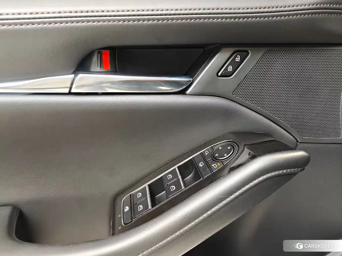 Mazda 3 id 4538767 из Китая 7