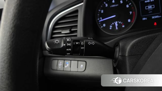 Hyundai Avante AD id 4850031 из Кореи 7