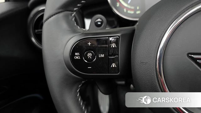 Mini Cooper S Convertible id 4186452 из Кореи 7