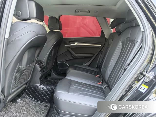 Audi Q5L id 4290471 из Китая 7