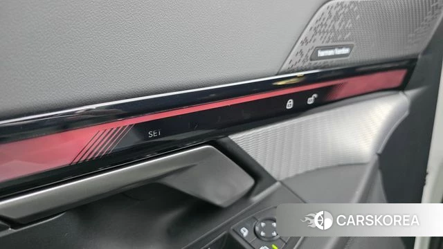 BMW 5 Series (G60) id 3864544 из Кореи 7