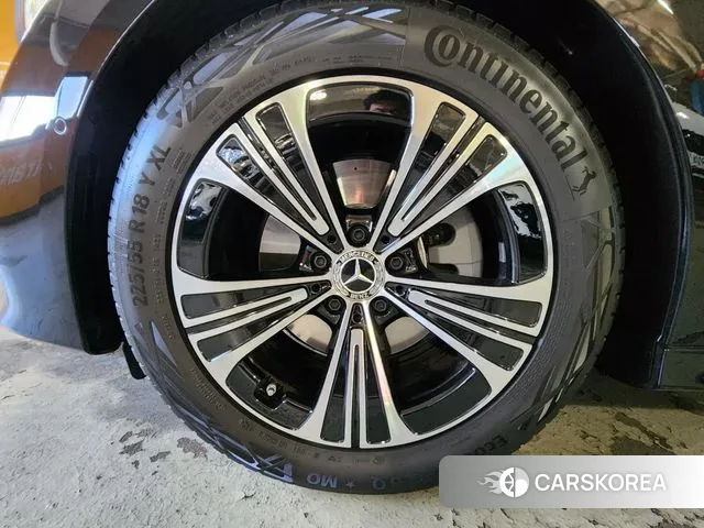 Mercedes-Benz E-Class W214 id 3599419 из Кореи 7