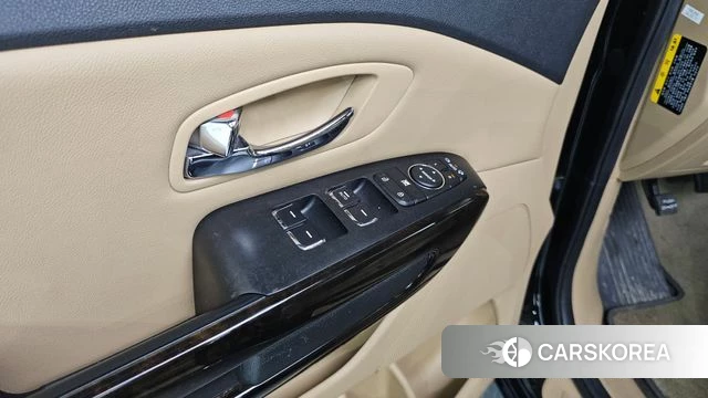 Kia The New Carnival id 4294552 из Кореи 7