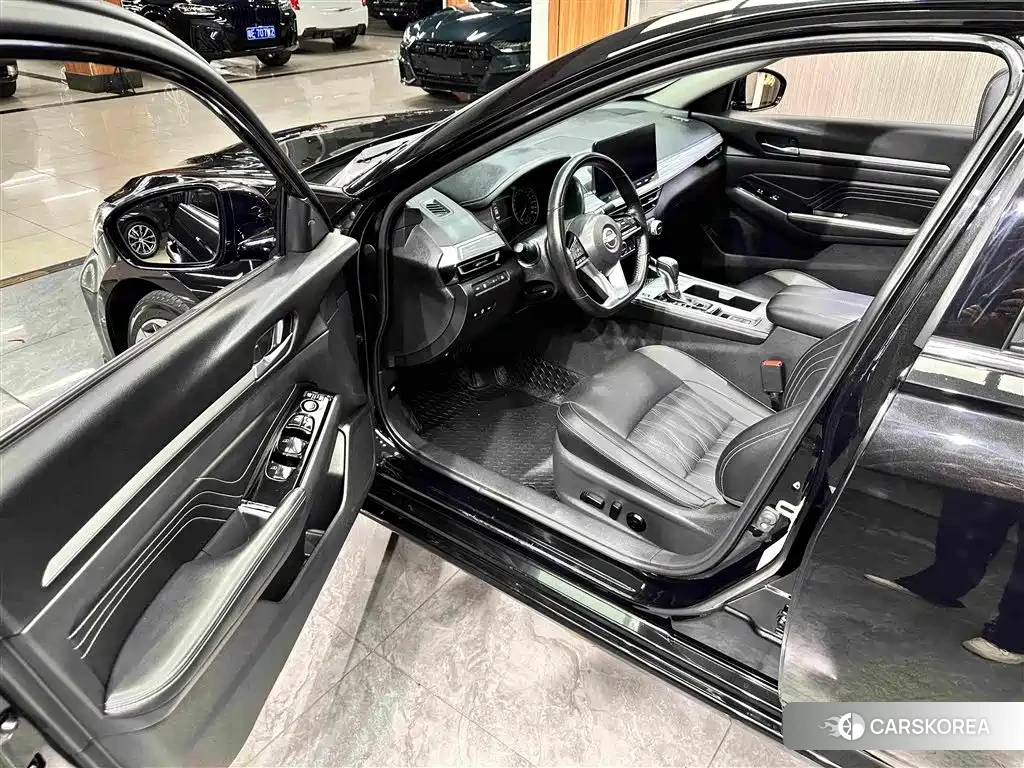 Nissan Altima id 4548367 из Китая 7