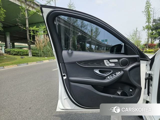 Mercedes-Benz Class C id 4328474 из Китая 7