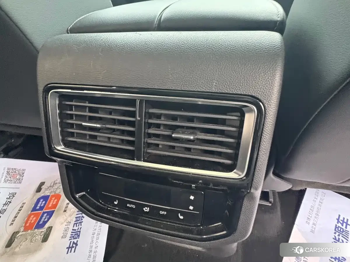 Volkswagen Touareg id 4629621 из Китая 7