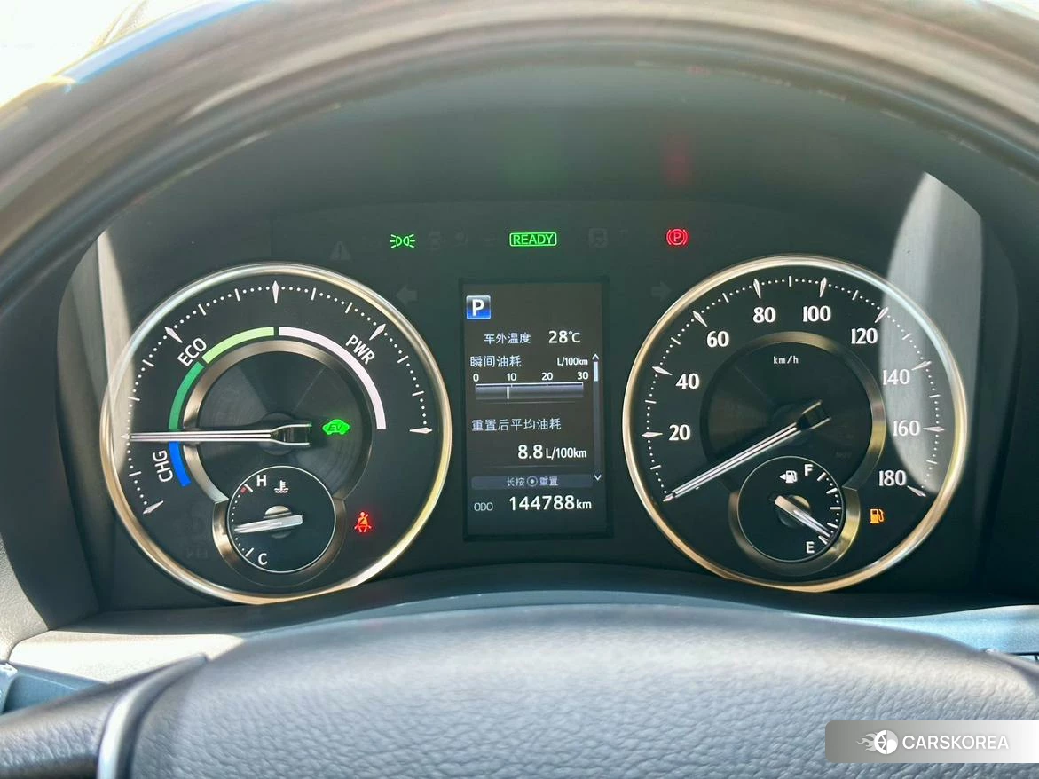 Toyota Elfa id 4420887 из Китая 7