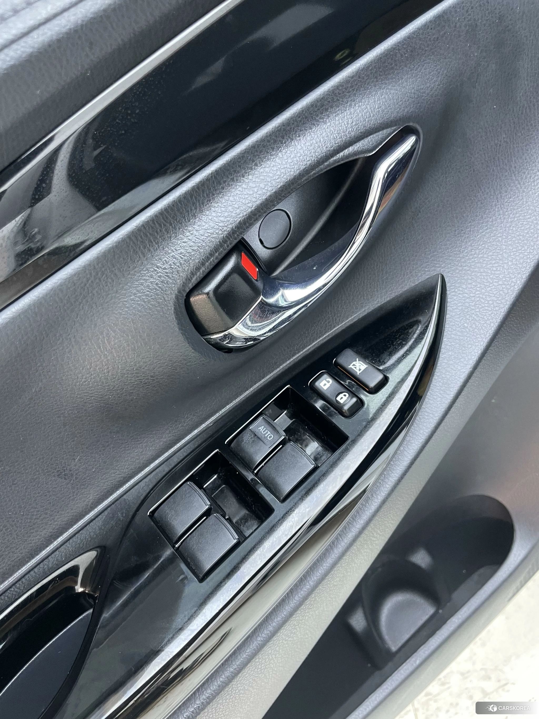 Toyota Yaris L id 4515031 из Китая 7