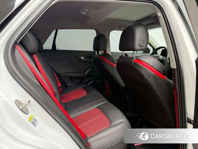 Audi Q2L id 4217531 из Китая 7