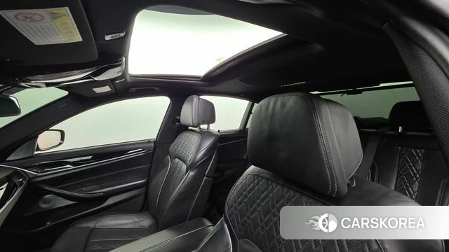 BMW 5 Series (G30) id 3942791 из Кореи 7