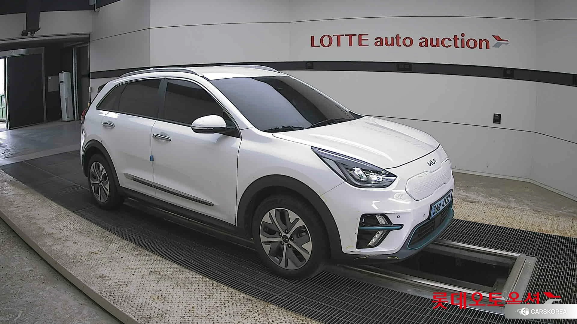 Kia Niro EV id 4347341 из Кореи 7