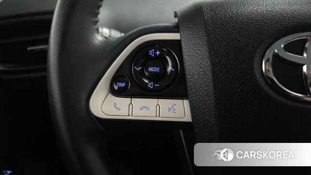 Toyota Prius 4th Generation id 4304942 из Кореи 7