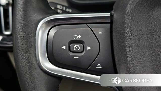 Volvo XC40 id 3892001 из Кореи 7