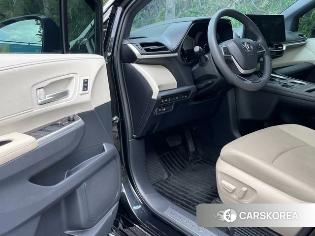 Toyota Grevia id 4278147 из Китая 7