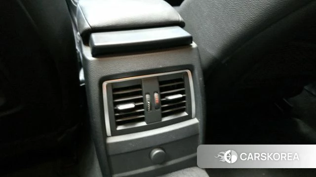 BMW 3 Series (F30) id 4180527 из Кореи 7