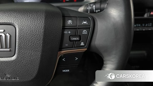 Toyota Crown Crossover id 4494304 из Кореи 7