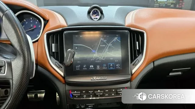 Maserati Ghibli id 3233834 из Кореи 7