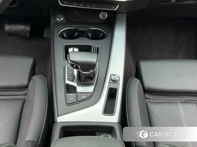 Audi A4L id 4271217 из Китая 7