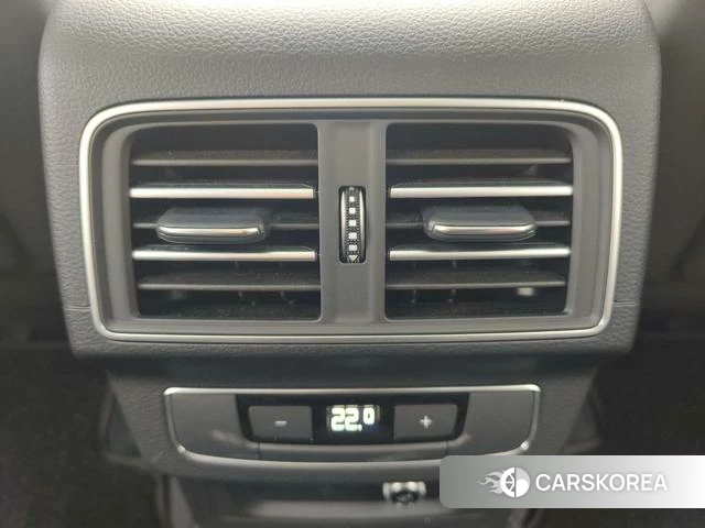 Audi Q5L id 4263927 из Китая 7