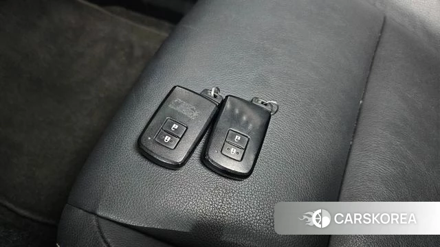 Toyota RAV4 id 4483241 из Кореи 7