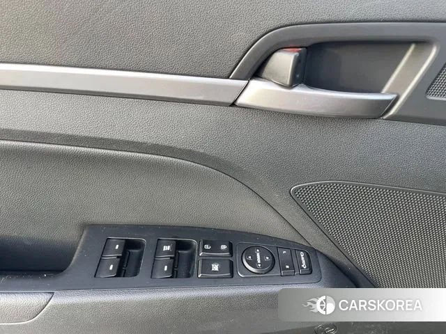 Hyundai The New Avante AD id 3034161 из Кореи 7