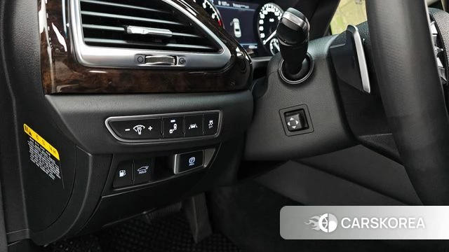 Genesis G90 id 3879118 из Кореи 7