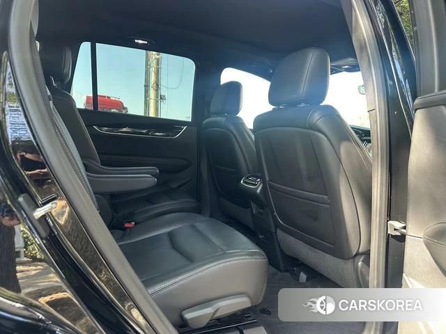 Cadillac XT6 id 4213691 из Китая 7