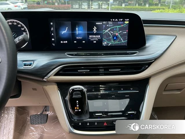 Buick GL8 id 4221281 из Китая 7