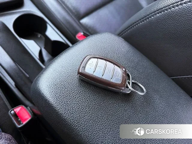 Hyundai The New Avante AD id 3209909 из Кореи 7