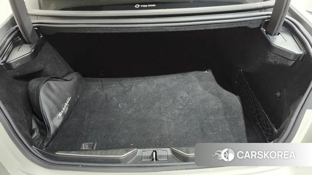 Maserati Quattroporte id 4330969 из Кореи 7