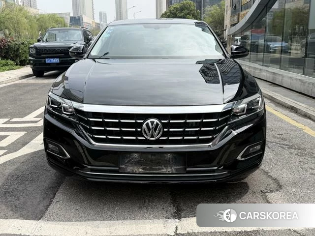 Volkswagen Passat id 4241845 из Китая 7