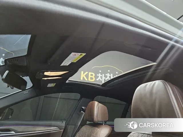 BMW 5 Series (G30) id 3402639 из Кореи 7