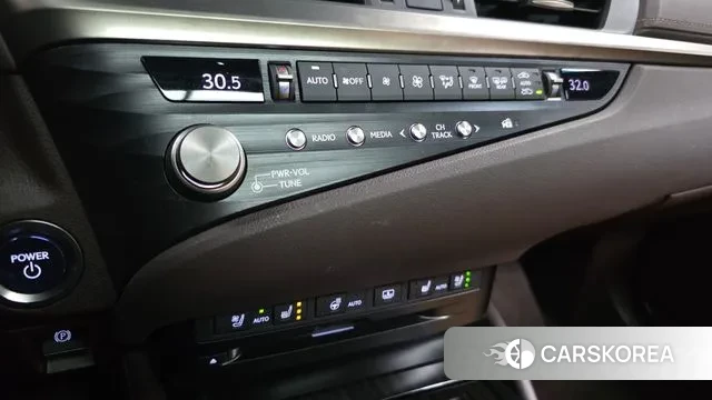 Lexus ES300h 7th generation id 3443853 из Кореи 7