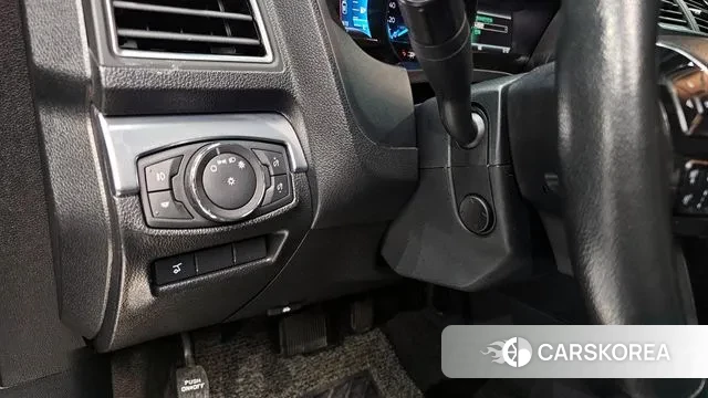 Ford Explorer id 3193575 из Кореи 7