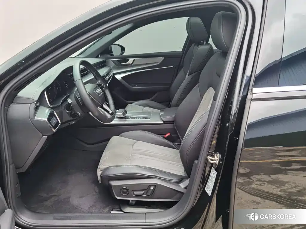 Audi A6L id 4644583 из Китая 7