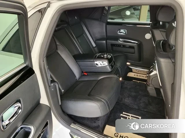 Rolls-Royce Ghost id 3324950 из Кореи 7