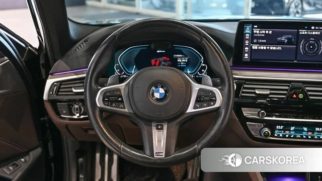 BMW 5 Series (G30) id 4324642 из Кореи 7