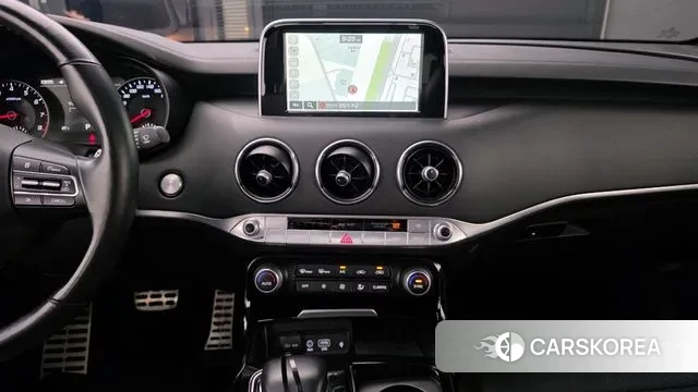 Kia Stinger id 3060935 из Кореи 7