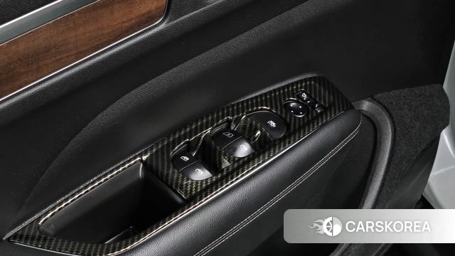Renault Korea (Samsung) The New QM6 id 4794168 из Кореи 7