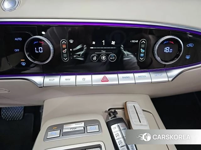 Genesis GV70 id 3940158 из Кореи 7