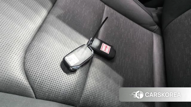 Kia Di Ol Nu Niro id 4779566 из Кореи 7