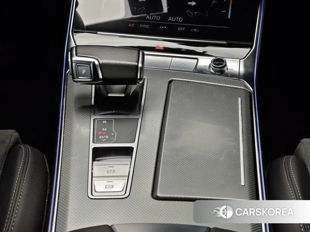 Audi A6L id 3913965 из Китая 7